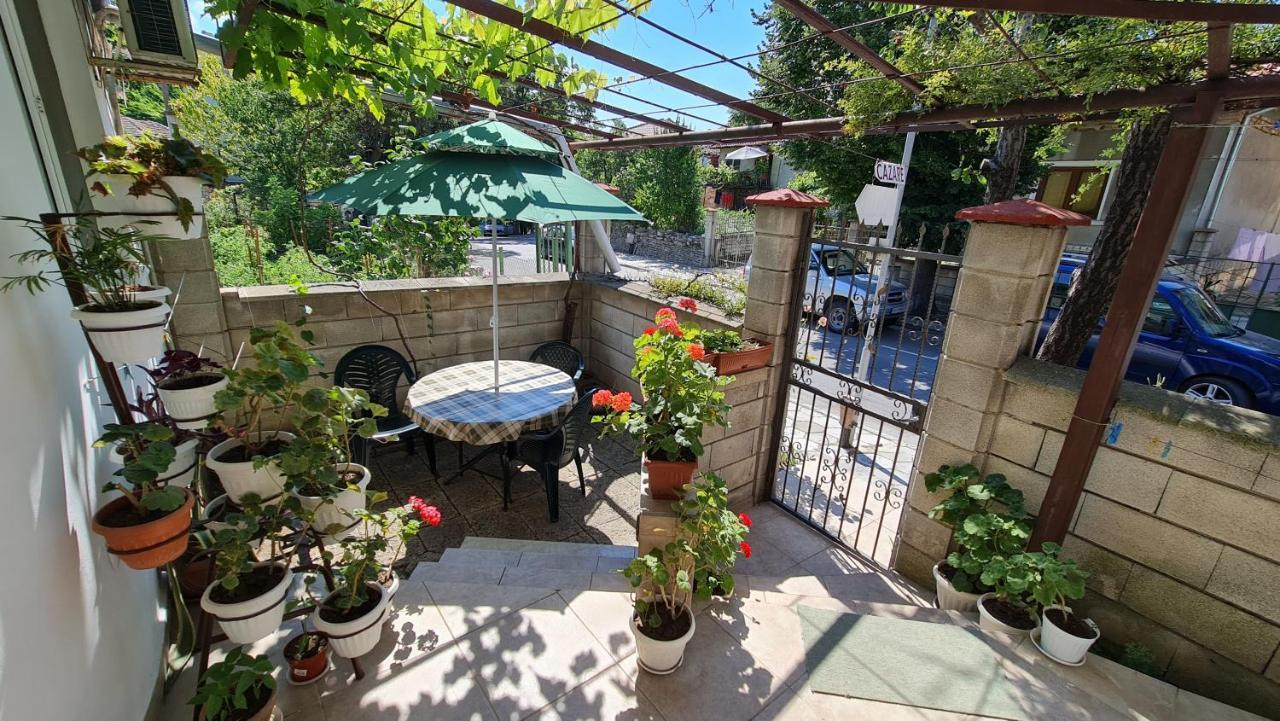 Fema Guest House بالشيك المظهر الخارجي الصورة