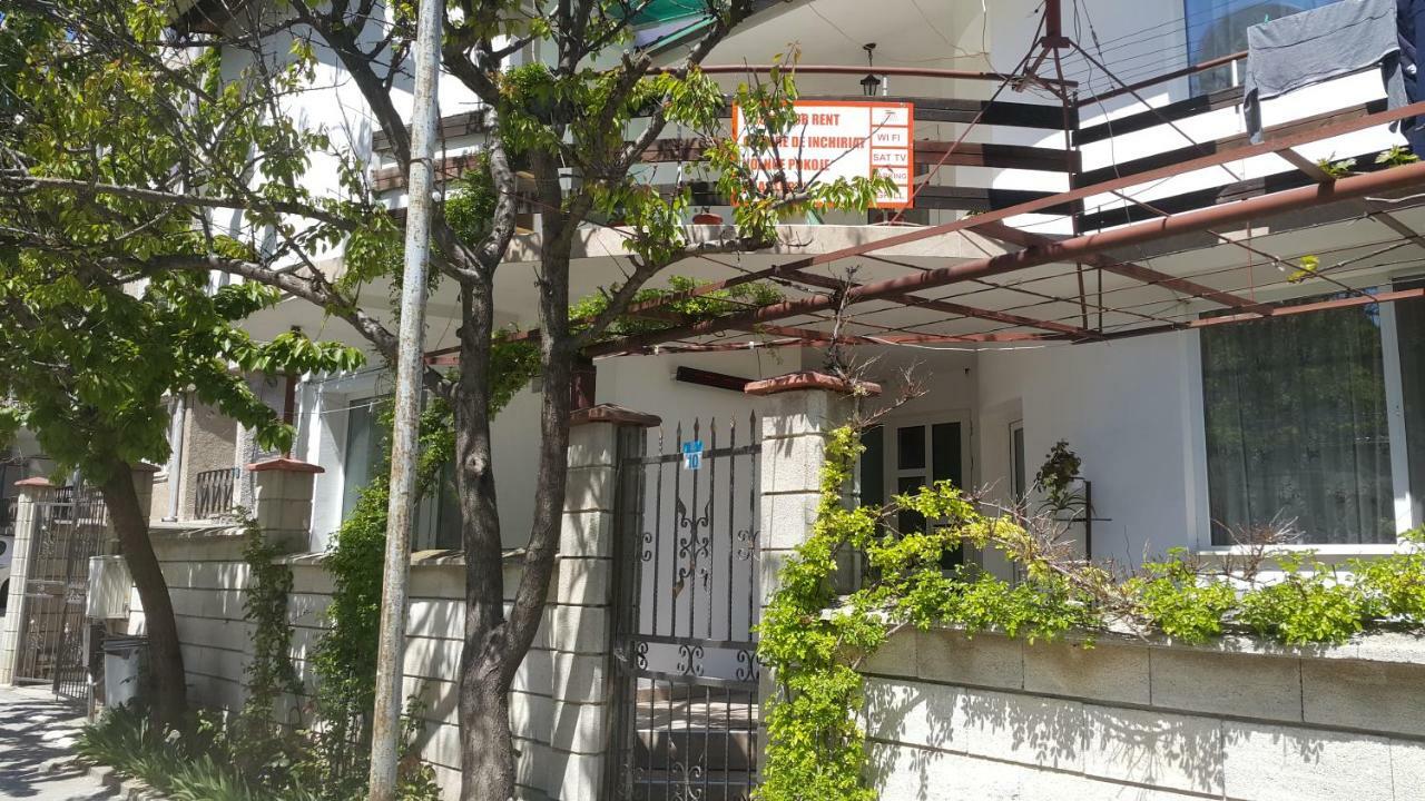 Fema Guest House بالشيك المظهر الخارجي الصورة
